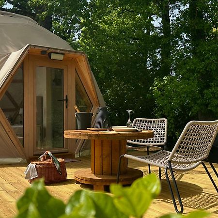 Dome Pathome Catonvielle Bagian luar foto