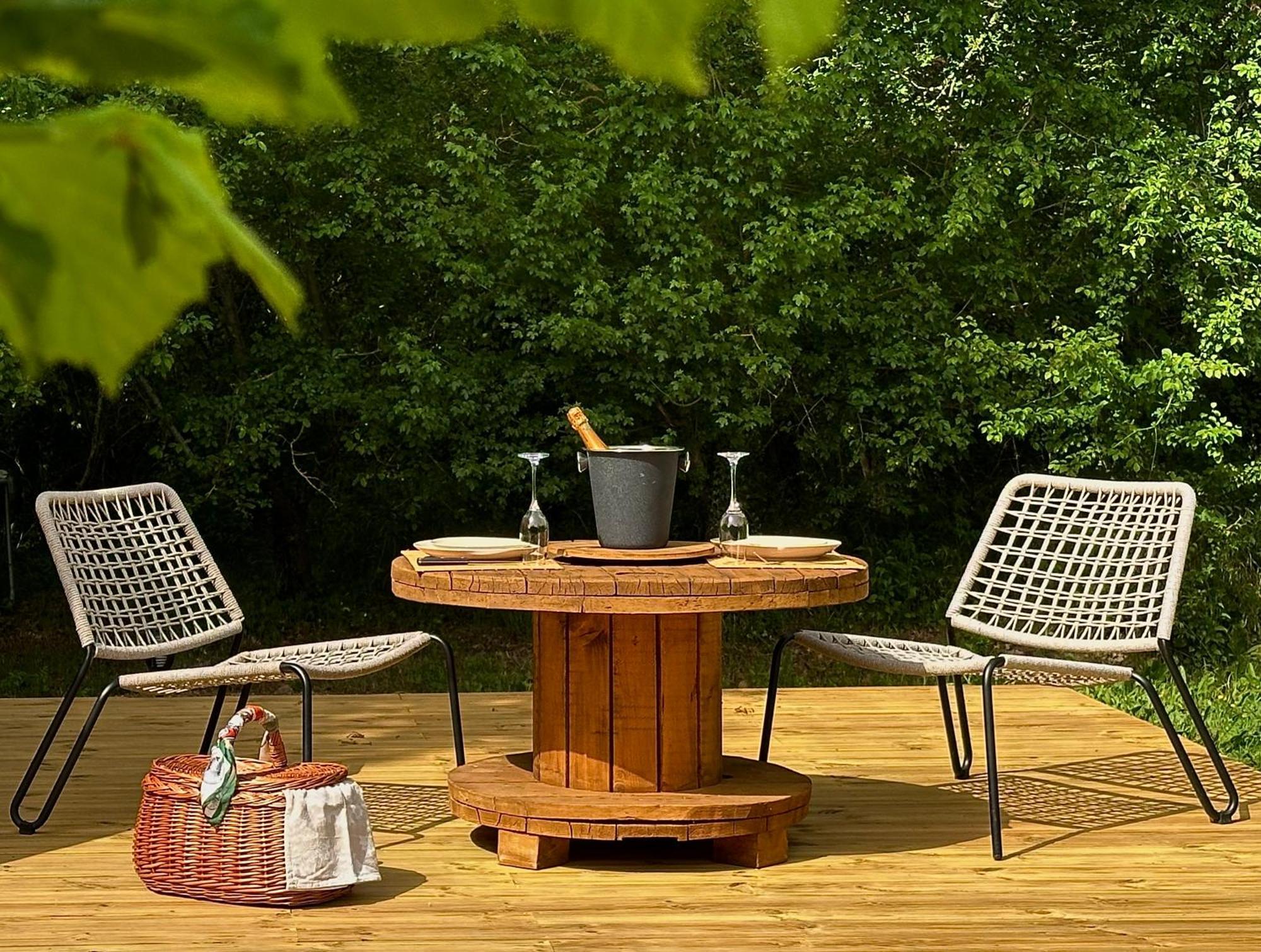 Dome Pathome Catonvielle Bagian luar foto